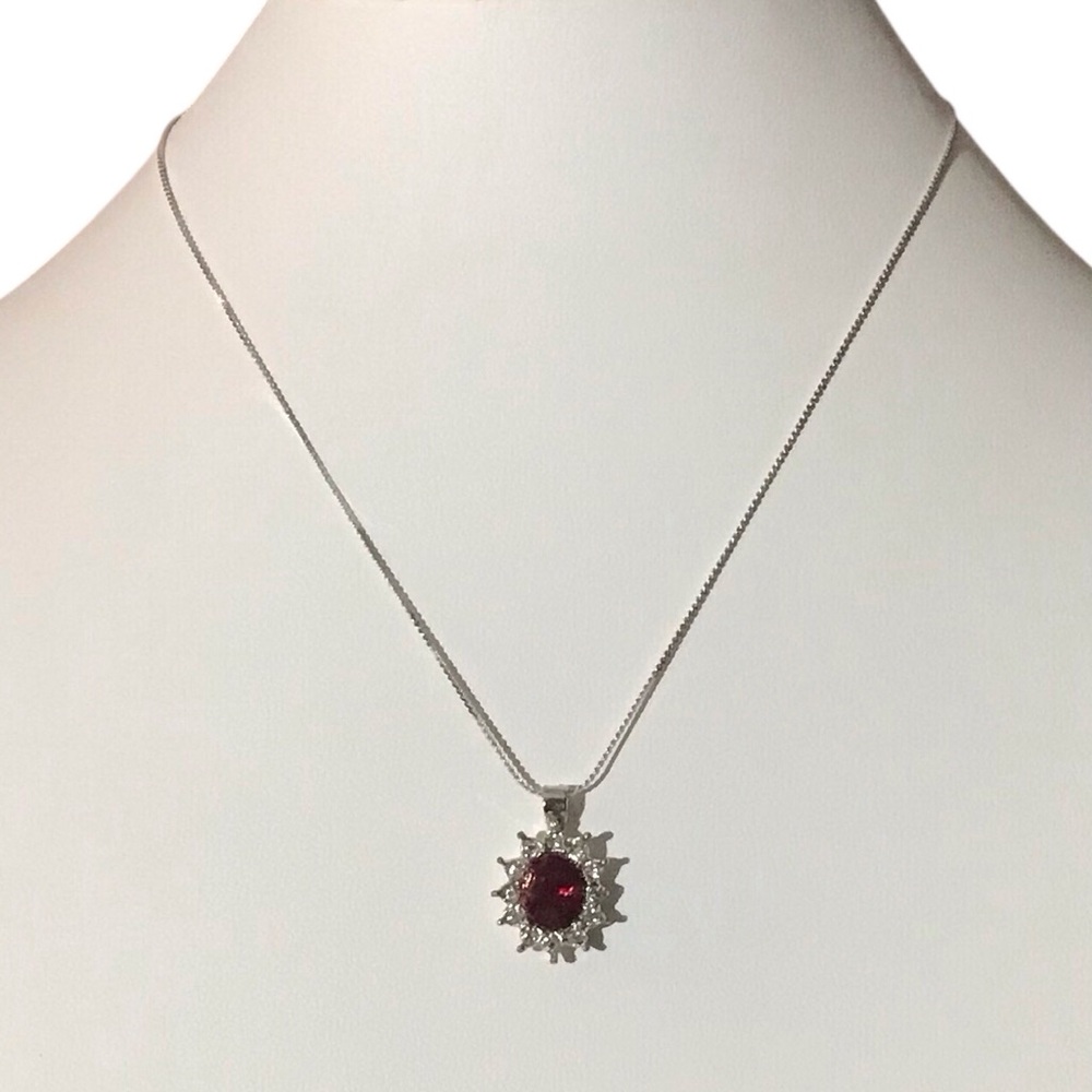 Vtg Red Gemstone Diamond Necklace Pendant Silver Tone Chain Fashion Jewelry